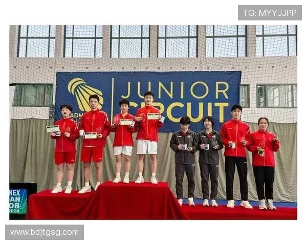 北京羽毛球队灵活性排名创新高展现团队实力与训练成果 北京羽毛球队灵活性排名创新高展现团队实力与训练成果
